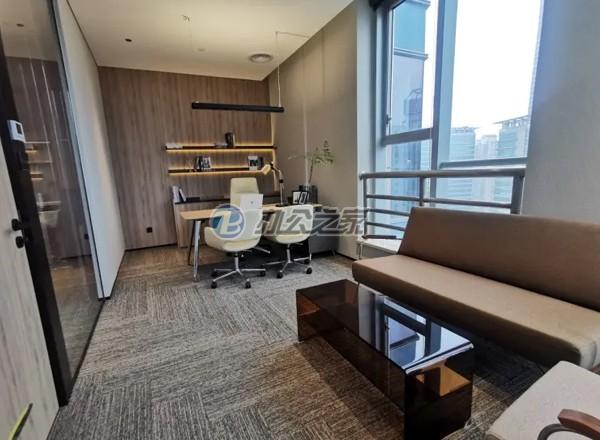 淮海國際廣場(chǎng)