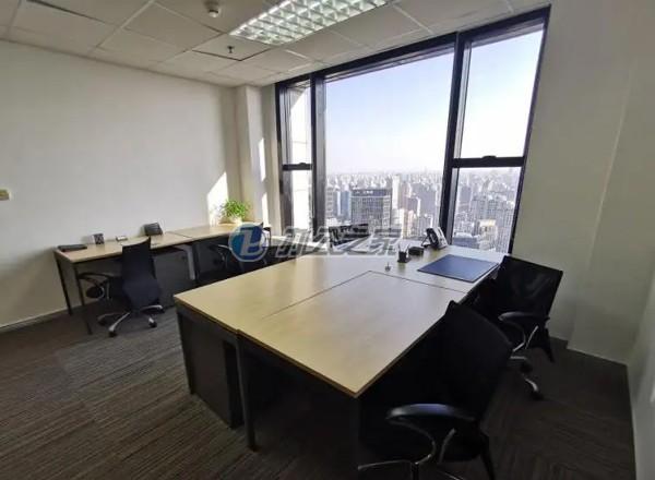 上海環(huán)貿(mào)廣場(chǎng)