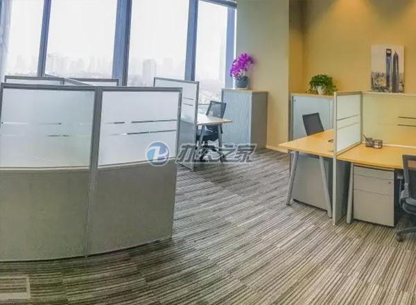 上海環(huán)貿(mào)廣場(chǎng)