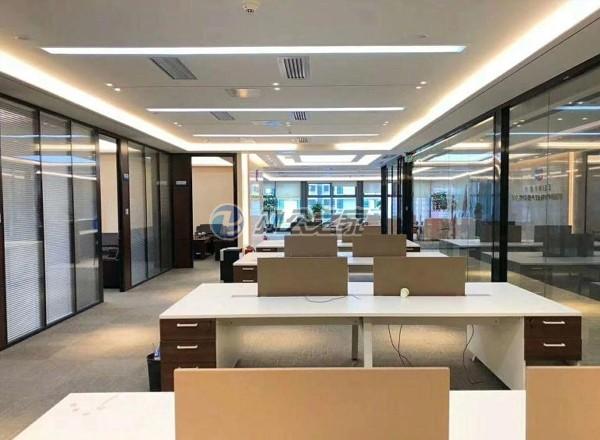 北外灘來福士（原星港國際中心）