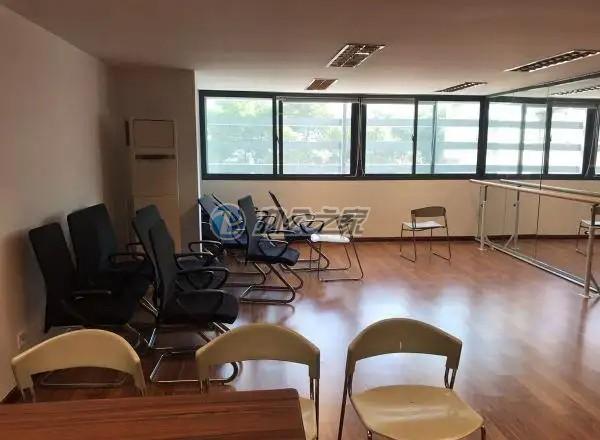 香杉商務(wù)中心