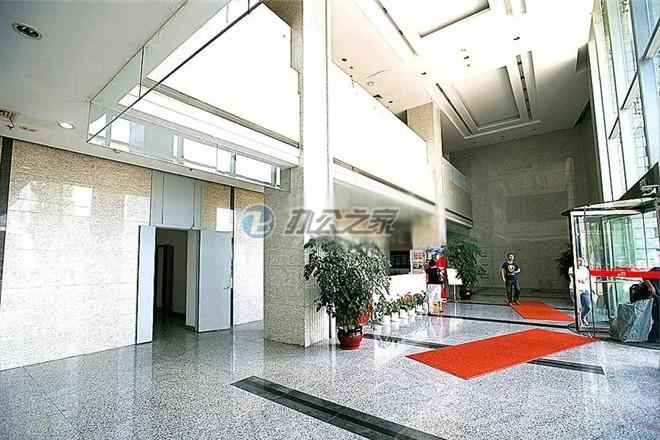 同濟(jì)聯(lián)合廣場(chǎng)