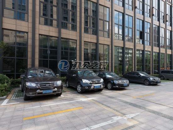 ENJOY趣辦·文通東外灘中心