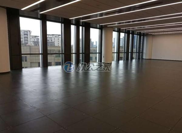 保利綠地廣場(chǎng)