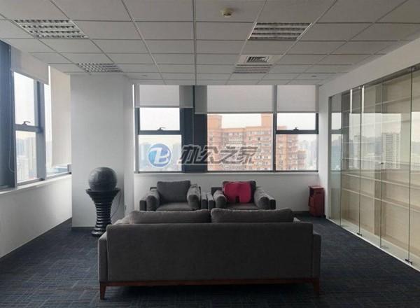 寶地廣場(chǎng)