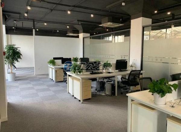 復(fù)地·四季廣場(chǎng)