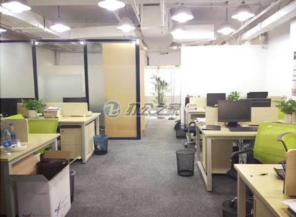 寶地廣場(chǎng)