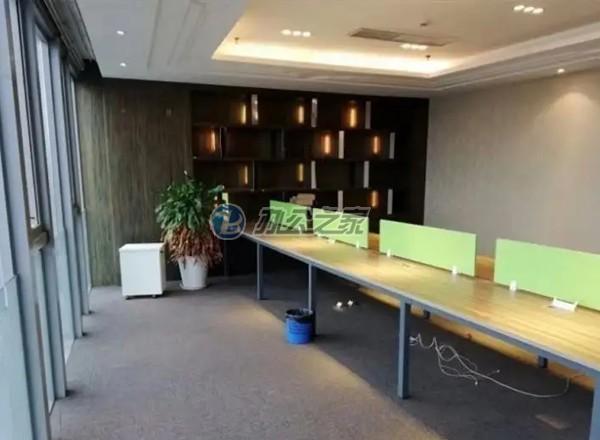 白玉蘭環(huán)保廣場