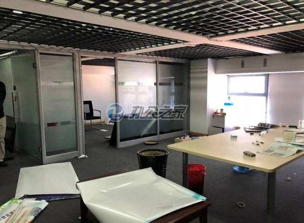 華商時(shí)代廣場(chǎng)