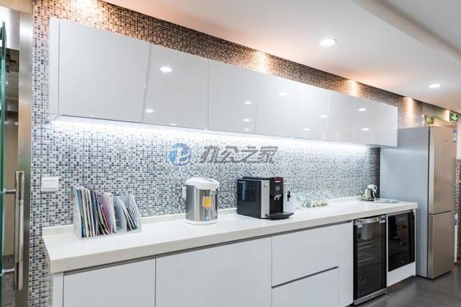 易事達(dá)商務(wù)中心(華能聯(lián)合大廈)