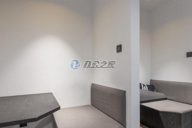 蘑菇空間（滬金大樓）