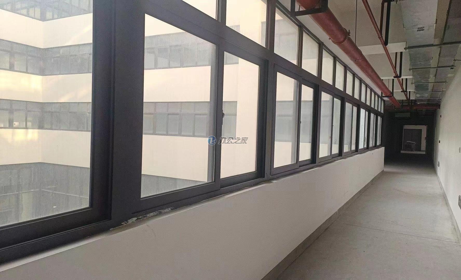 富立康控股集團(tuán)大廈