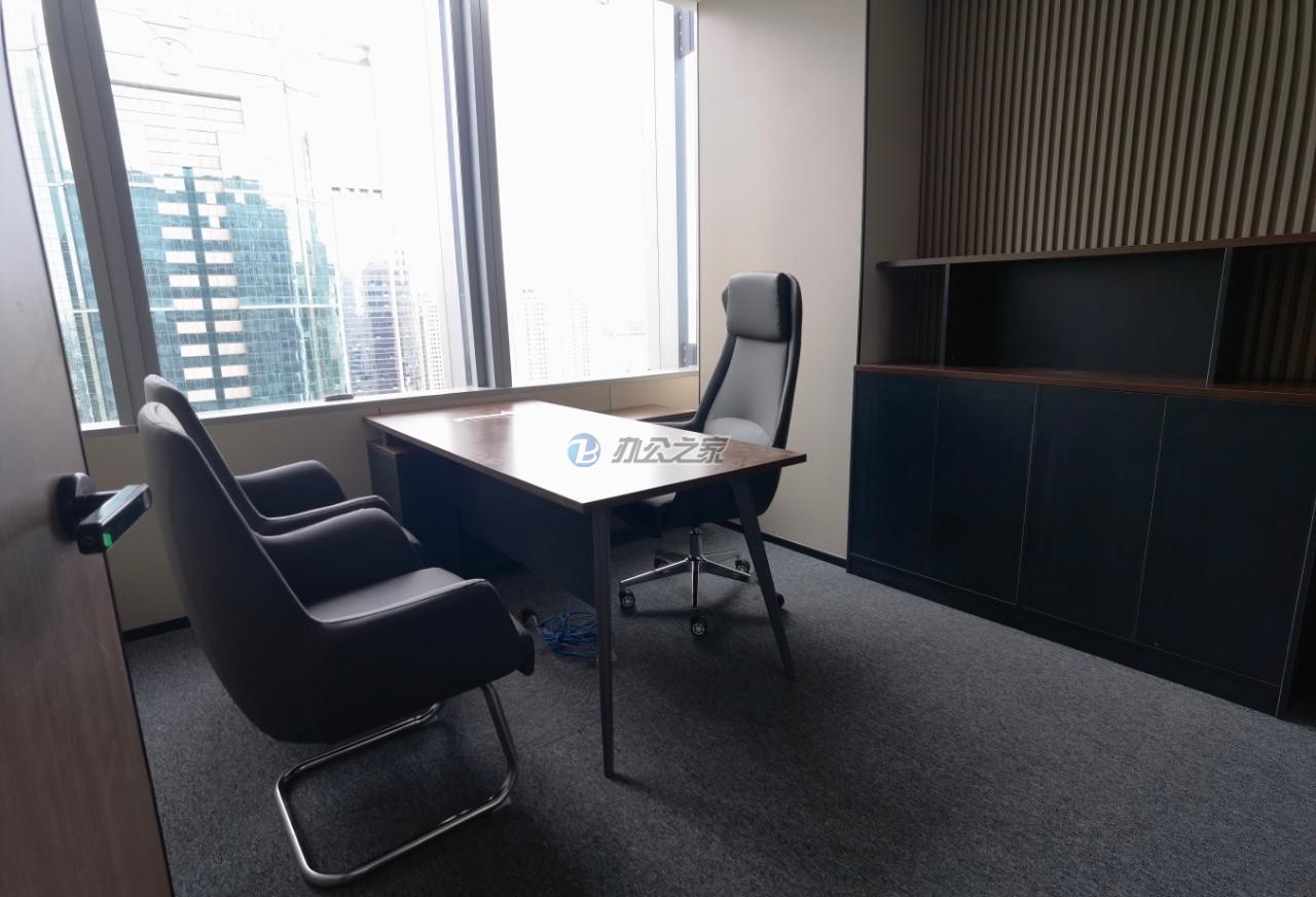 東方金融廣場(chǎng)