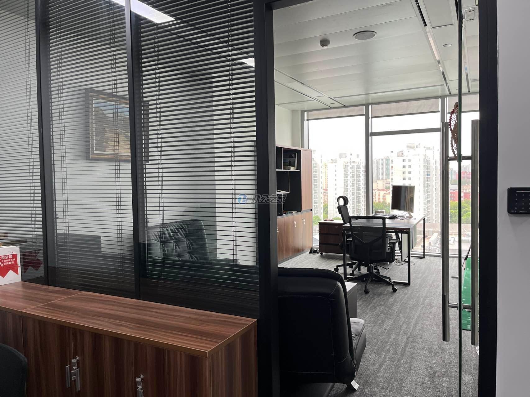 富薈商業(yè)廣場(chǎng)