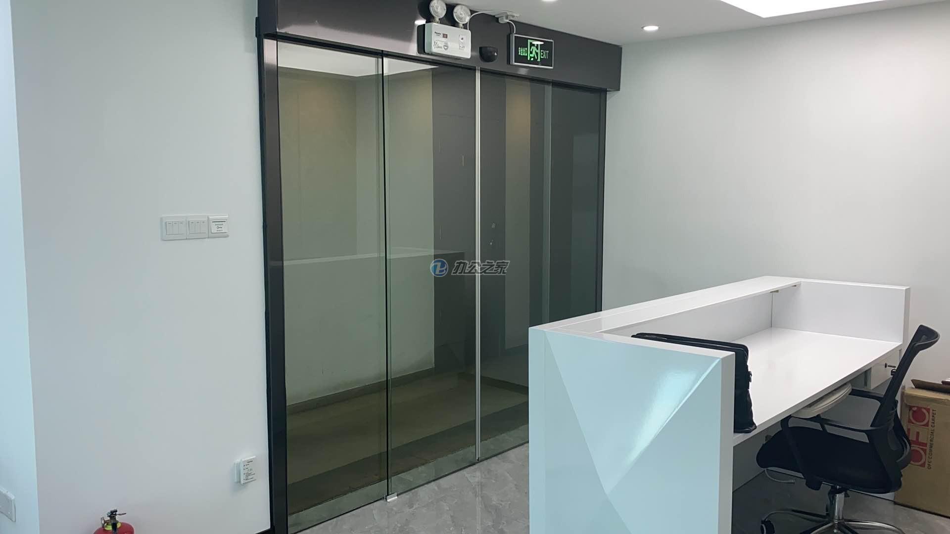 裕景國(guó)際商務(wù)廣場(chǎng)1