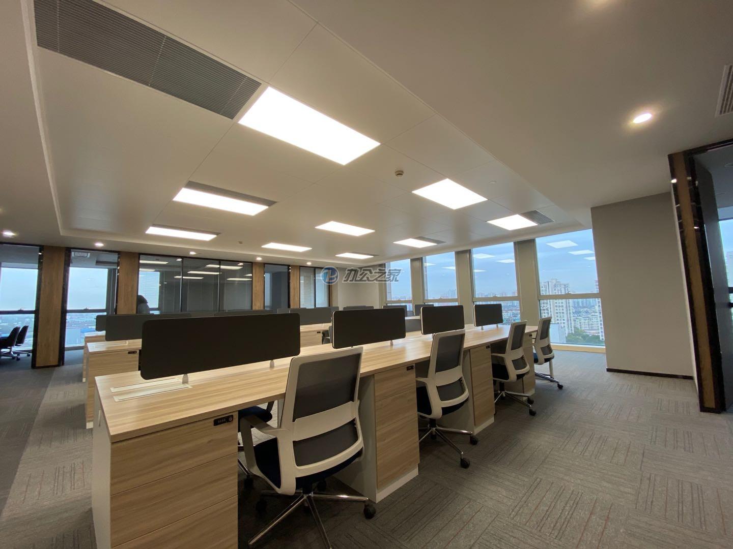 首東國(guó)順大廈