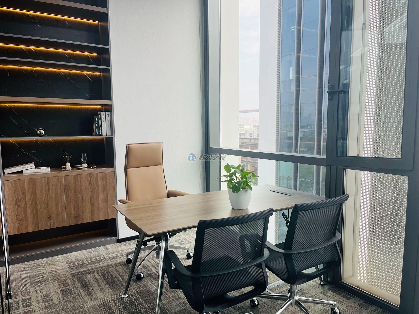 陸家嘴濱江中心