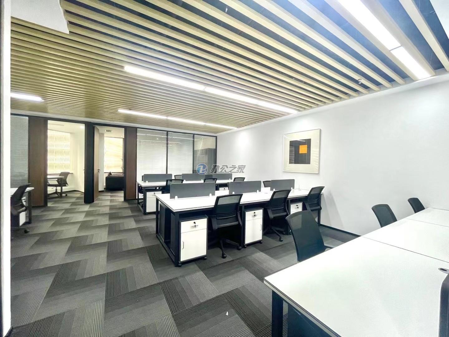 世界廣場(chǎng)