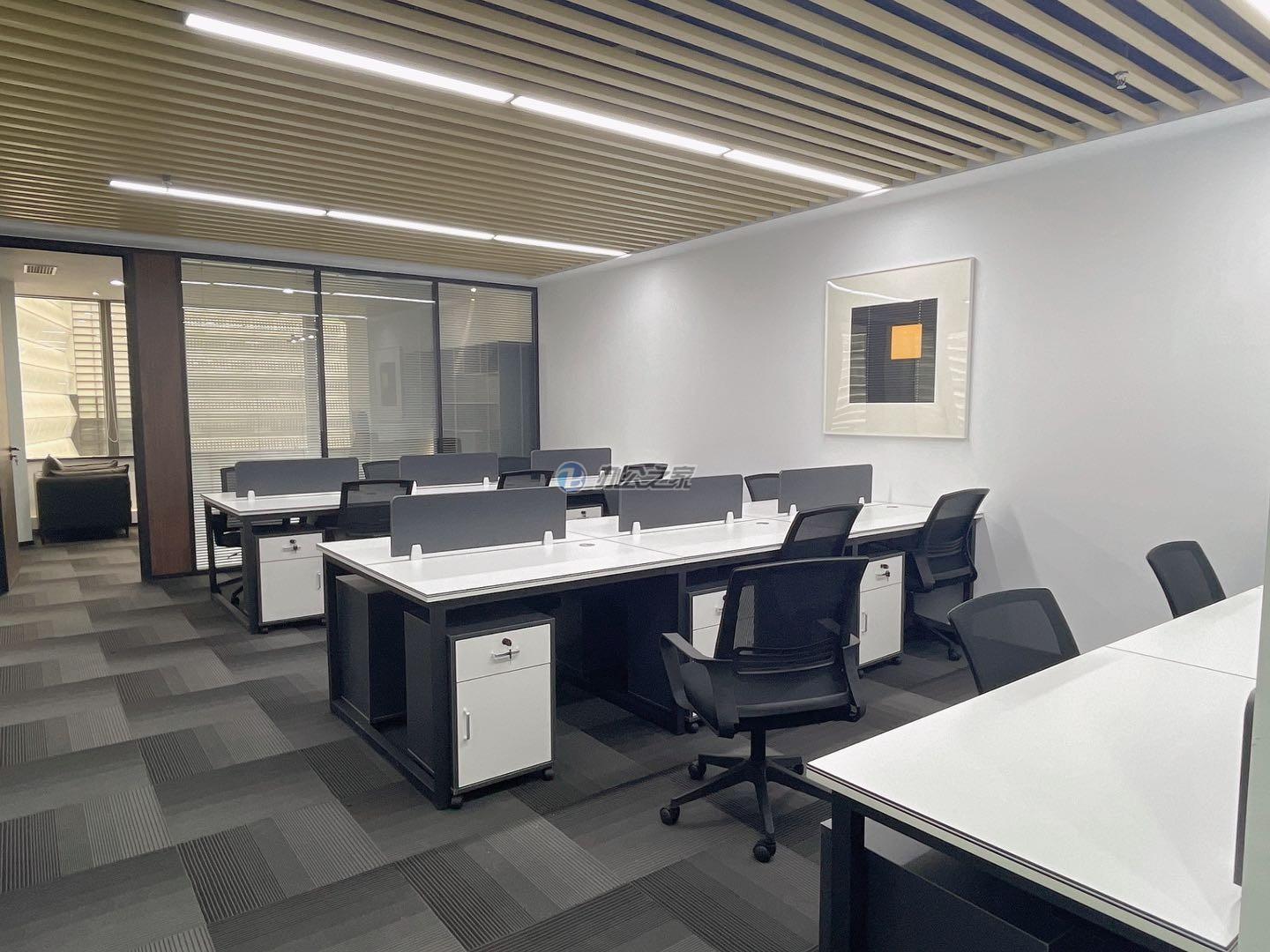 世界廣場(chǎng)