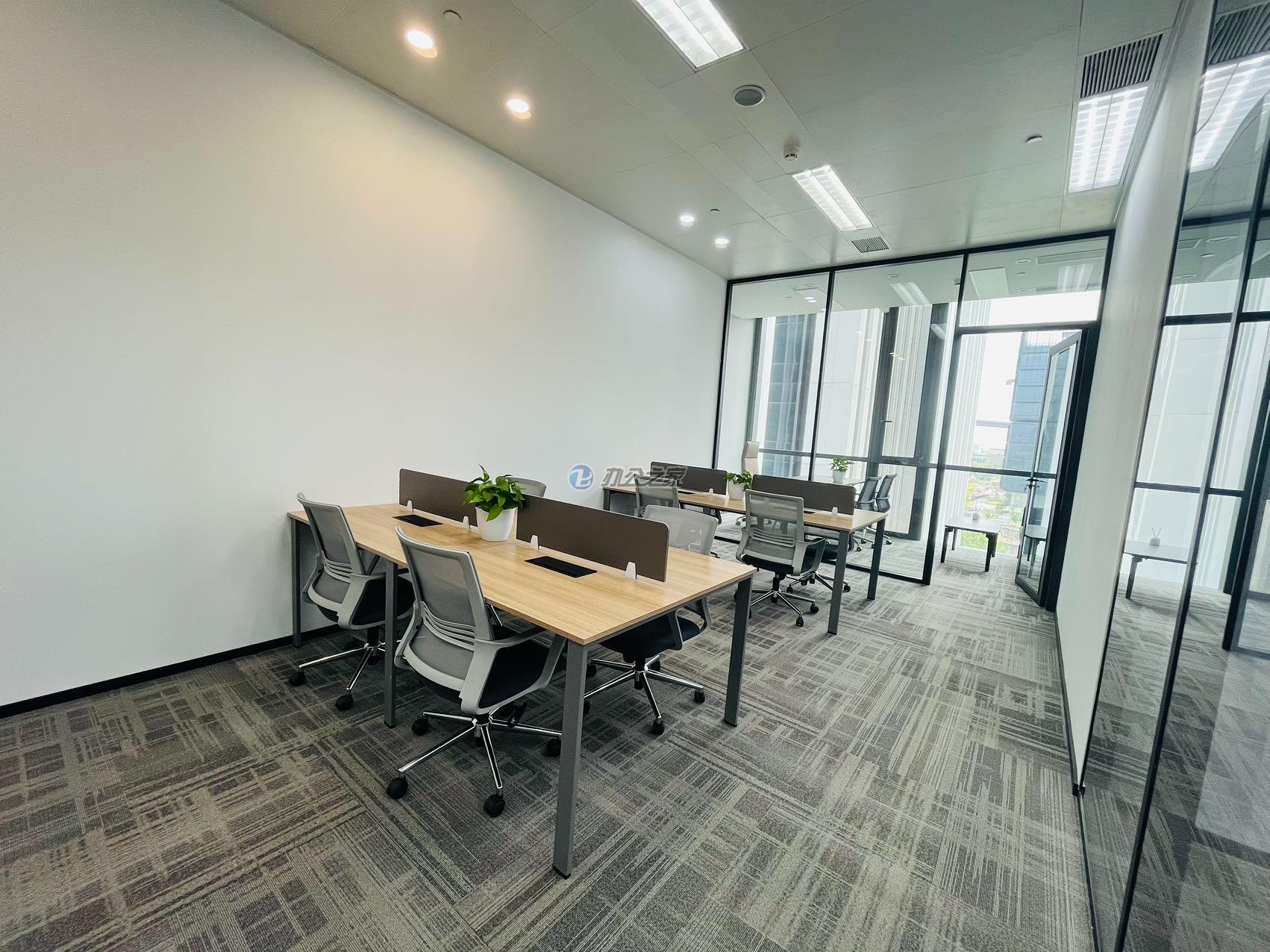 陸家嘴濱江中心