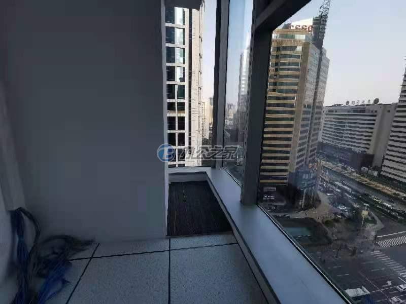 新上海國際大廈