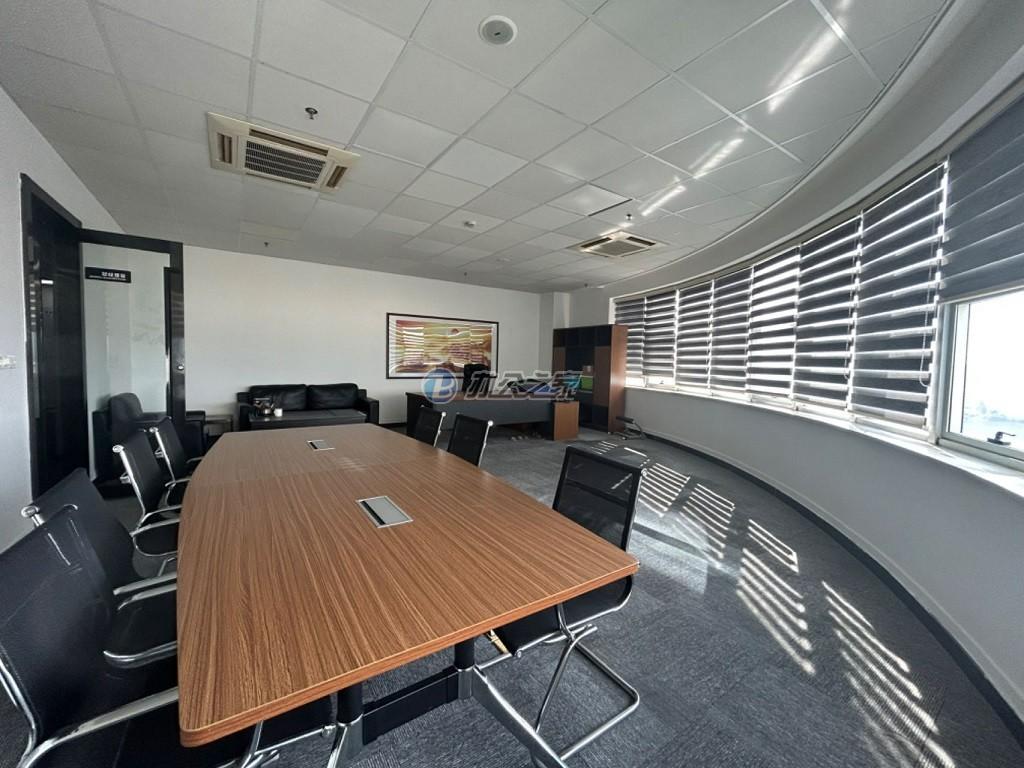 寶鋼浦東國(guó)貿(mào)大廈