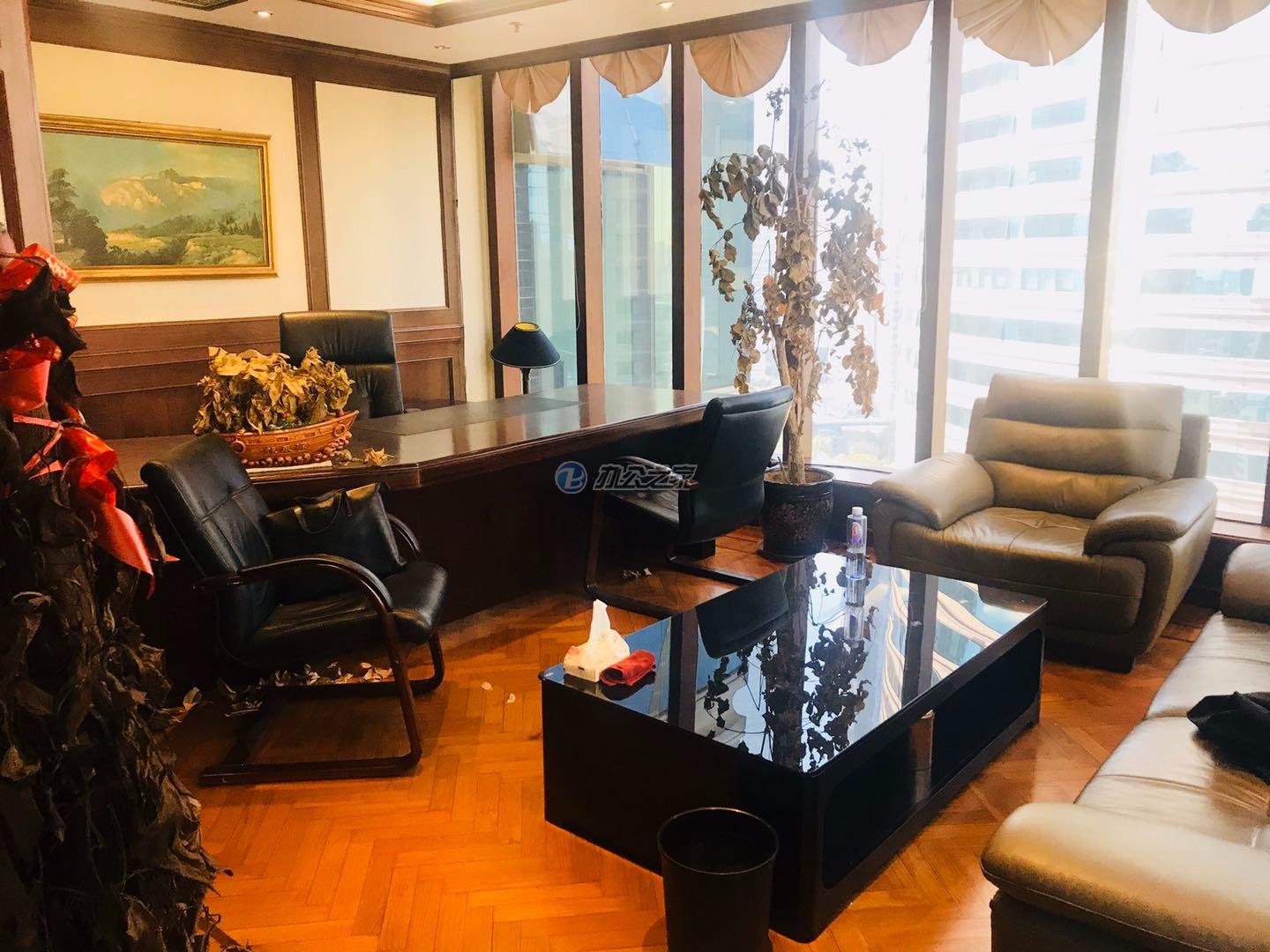 新上海國際大廈