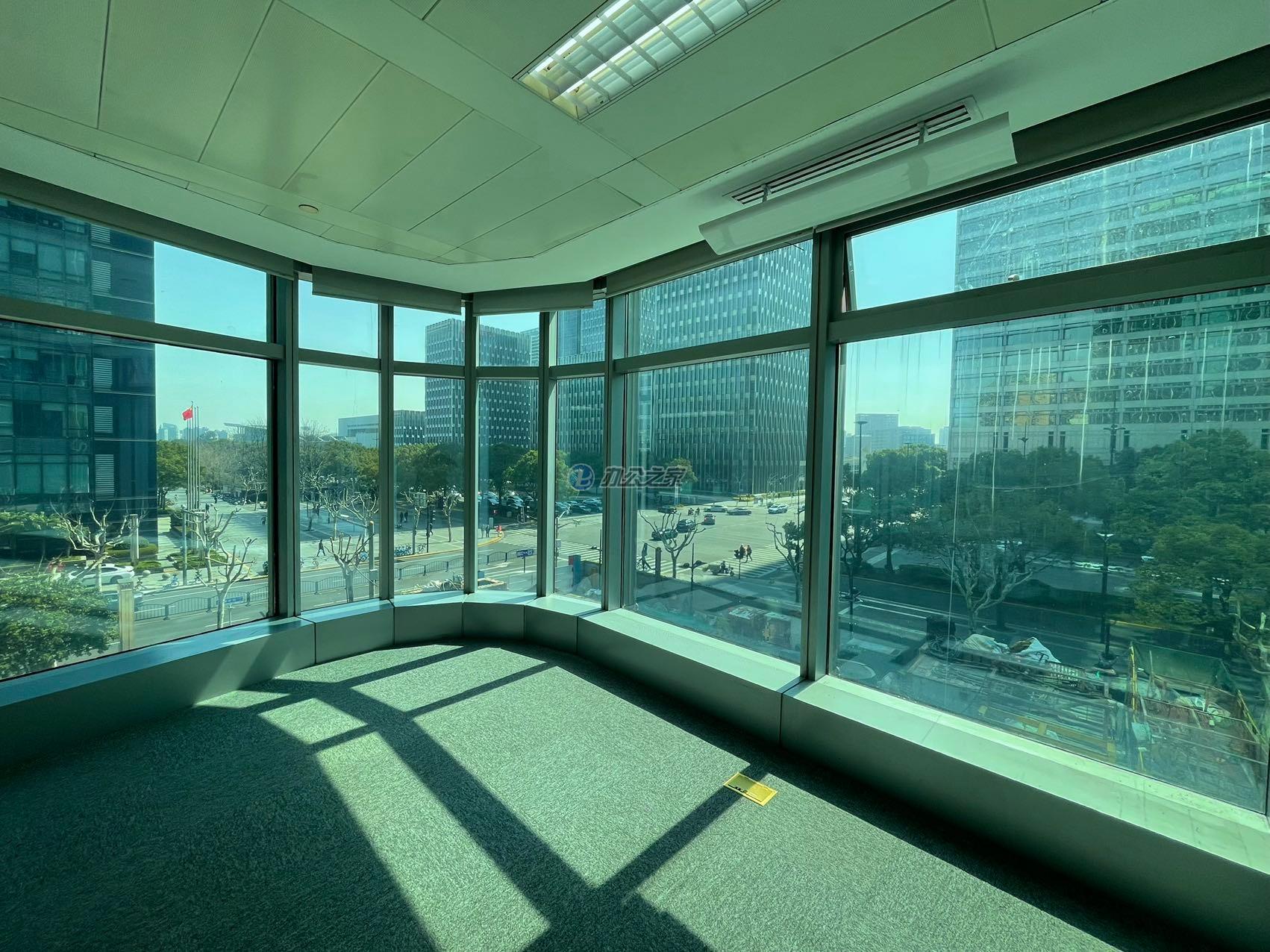 長(zhǎng)泰國(guó)際金融大廈