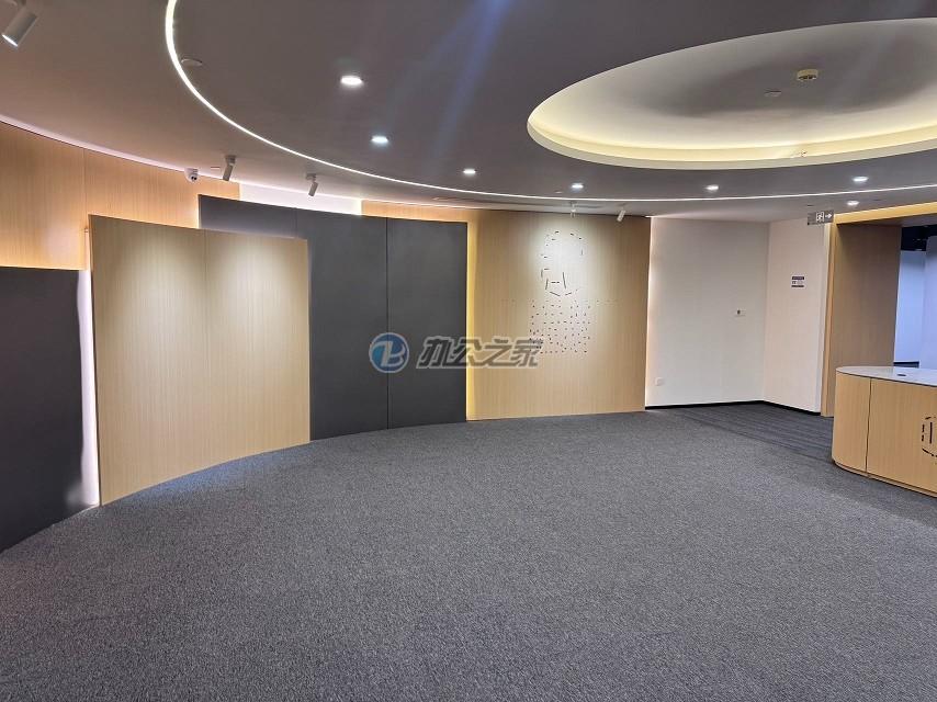 長(zhǎng)泰國(guó)際金融大廈