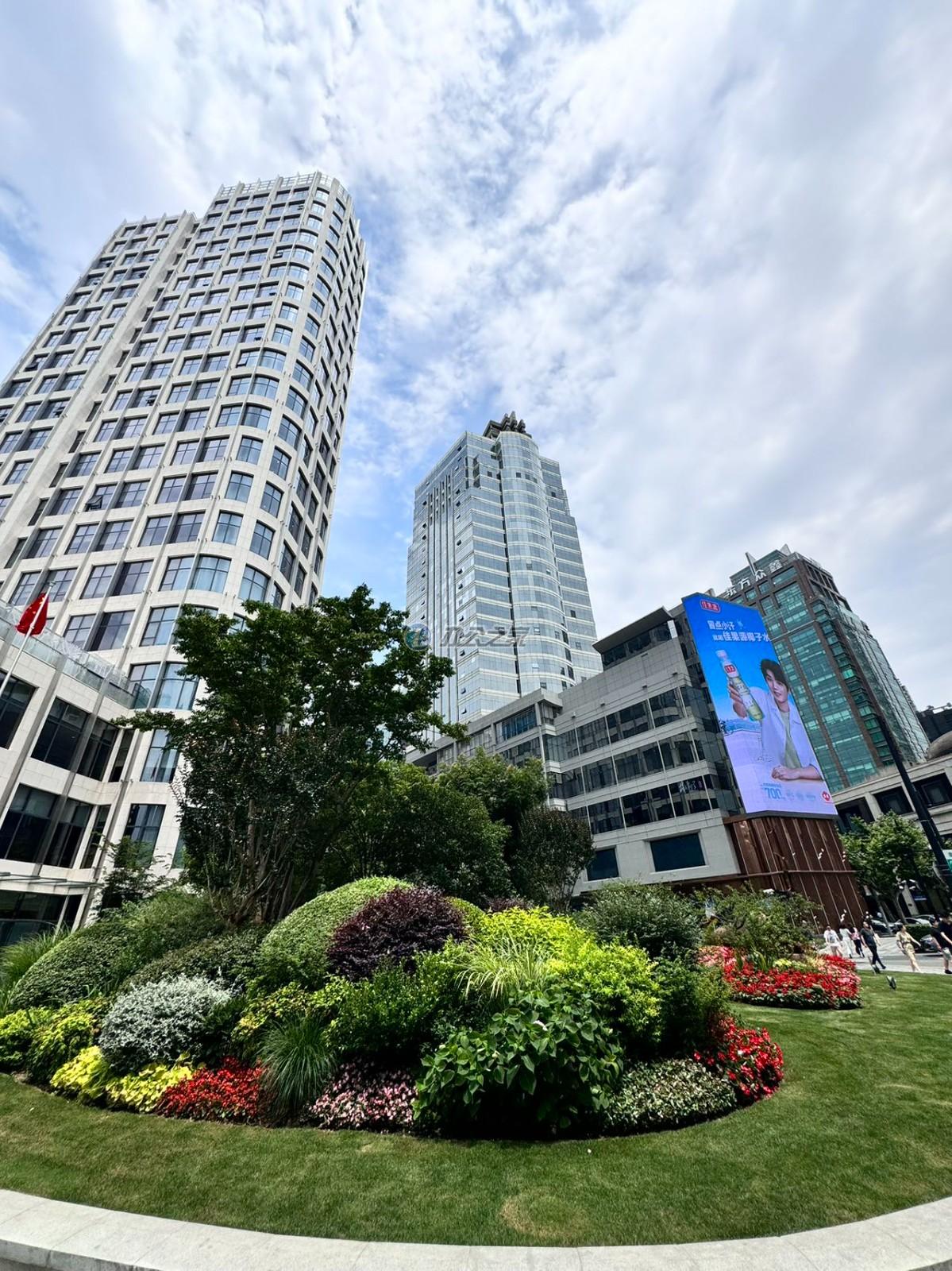 東展商業(yè)大廈