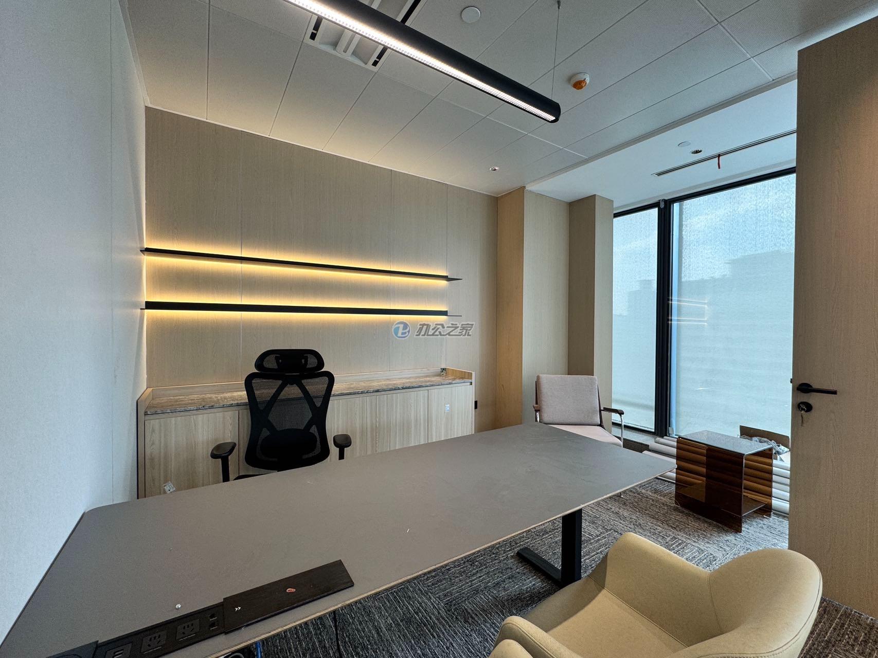 國華人壽金融大廈