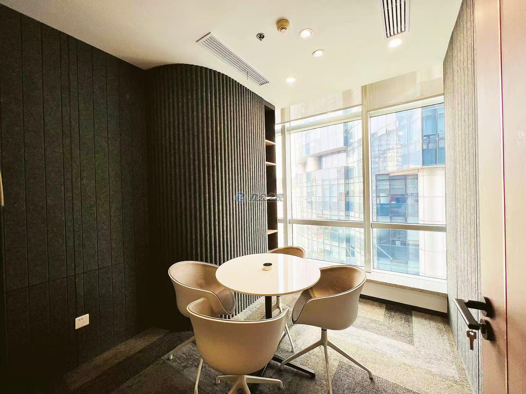 新梅聯(lián)合廣場(chǎng)